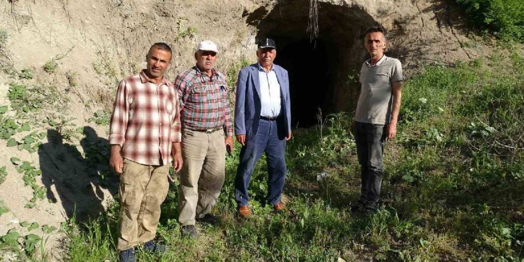 El emeğiyle 3 yılda kazıldı! 50 yıldır bahçeleri suluyor 1